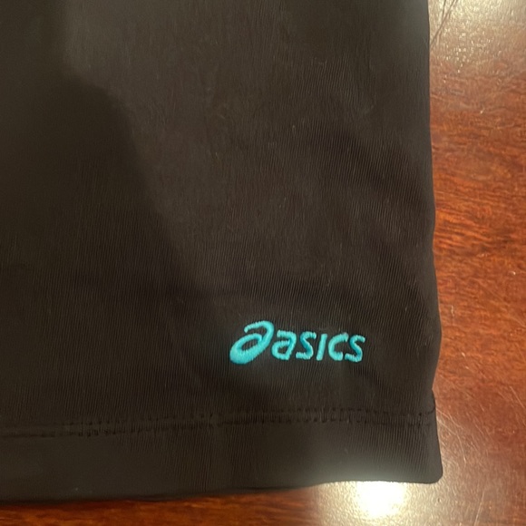 ASICS running skirt - Picture 2 of 5